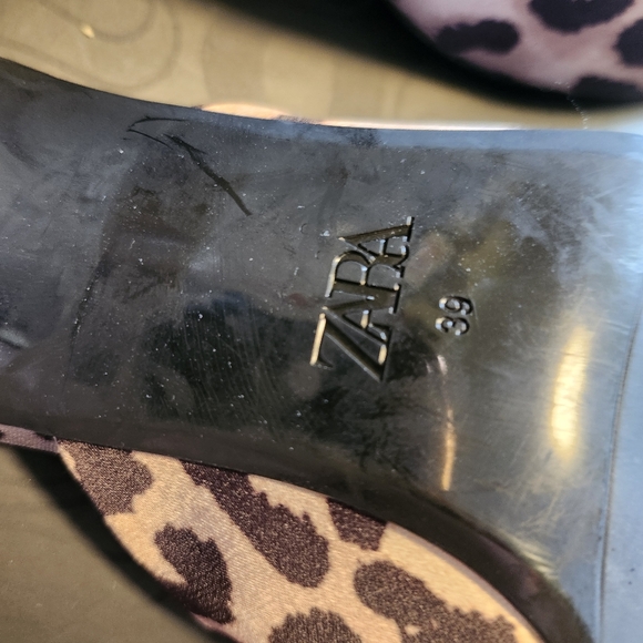 Zara Leopard Print Mules - Picture 4 of 5